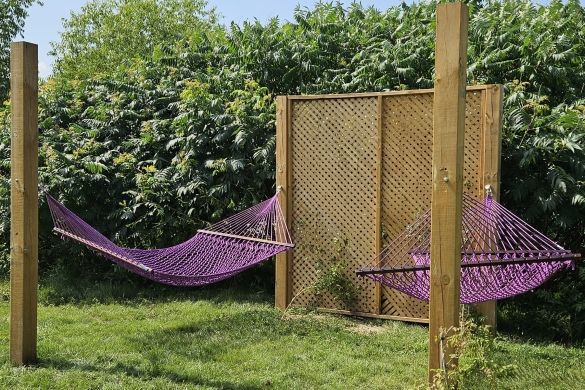 Hammocks in Hummingbird